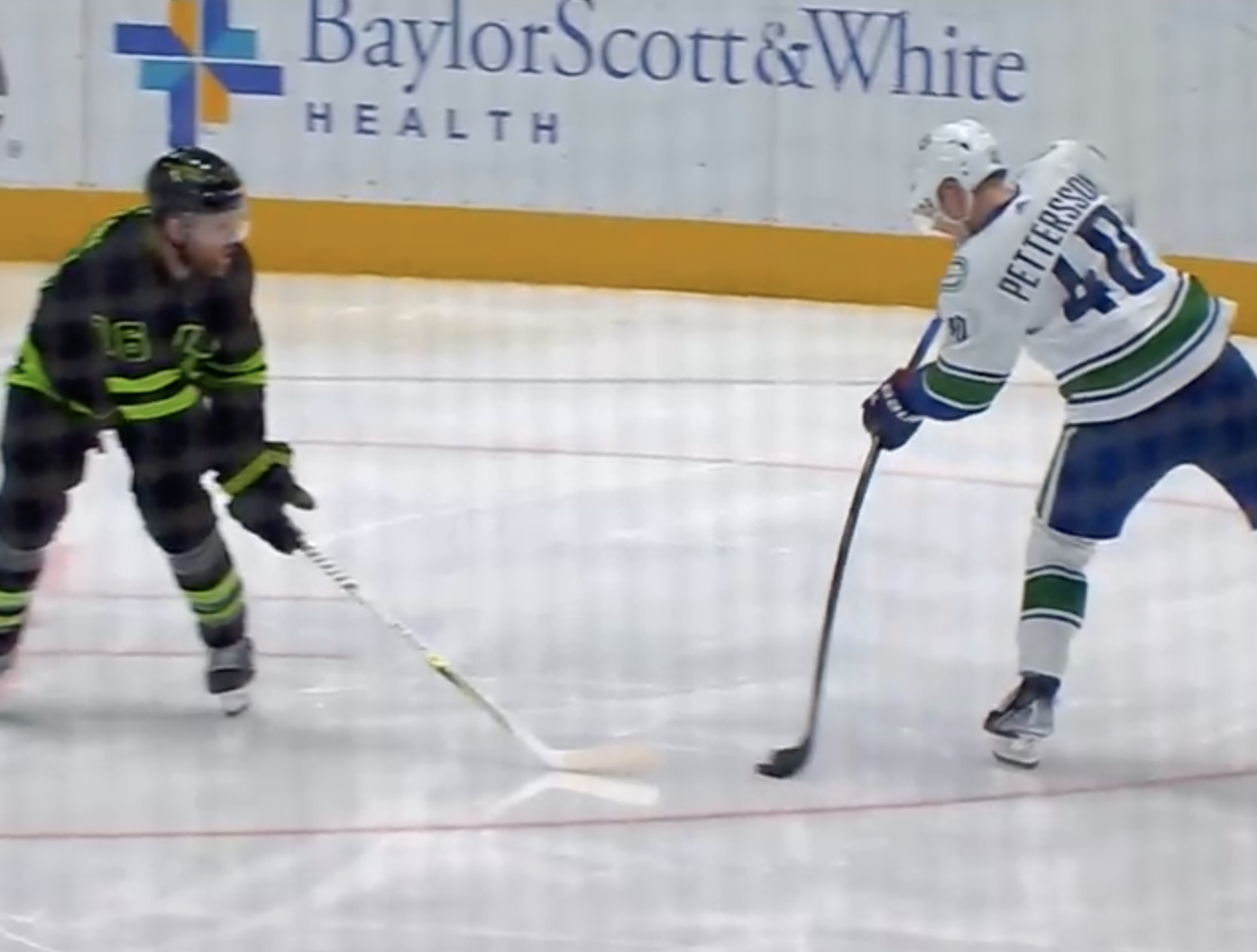 Vancouver Canucks Elias Pettersson